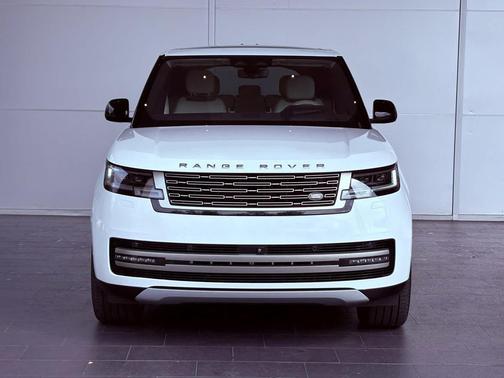 2023 Land Rover Range Rover P530 SE