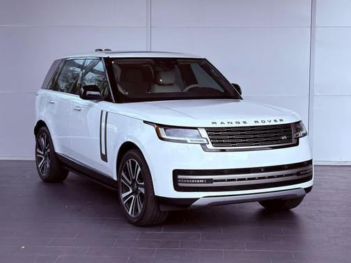 2023 Land Rover Range Rover P530 SE