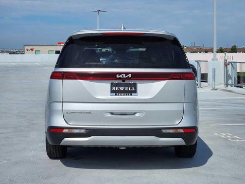 2022 Kia Carnival LXS