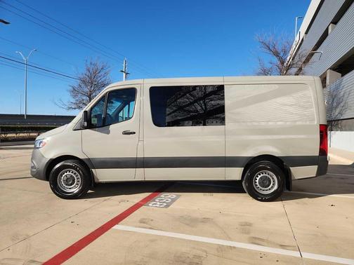 2024 Mercedes-Benz Sprinter 2500 Standard Roof