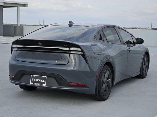 2024 Toyota Prius Prime SE