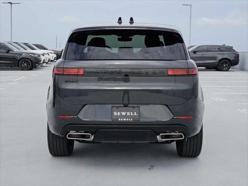 2025 Land Rover Range Rover Sport SE
