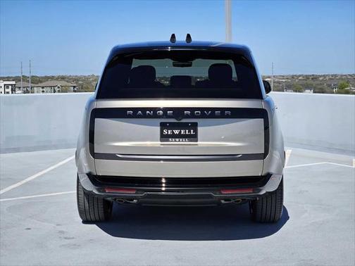 2025 Land Rover Range Rover P530 SE