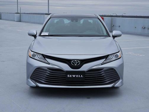2020 Toyota Camry XLE