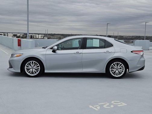 2020 Toyota Camry XLE