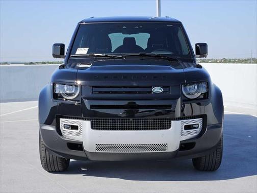 2025 Land Rover Defender 130 P400 S