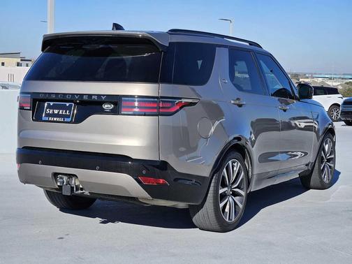 2023 Land Rover Discovery P360 S R-Dynamic