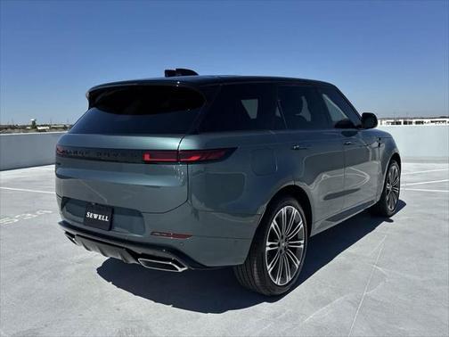 2025 Land Rover Range Rover Sport SE