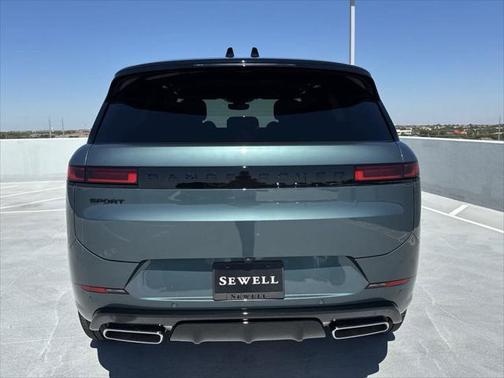 2025 Land Rover Range Rover Sport SE