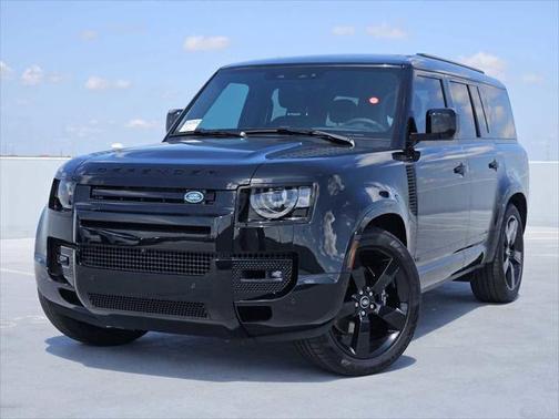2025 Land Rover Defender V8