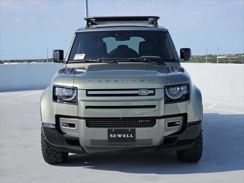 2022 Land Rover Defender 110 X-Dynamic SE