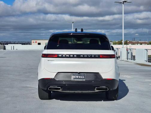 2024 Land Rover Range Rover Sport P360 SE