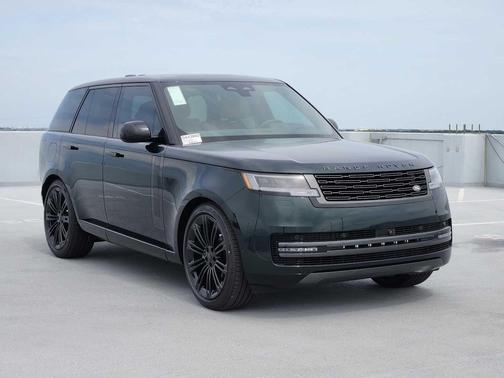 BRTSH RAC GRN 2026 Land Rover Range Rover P400 SE
