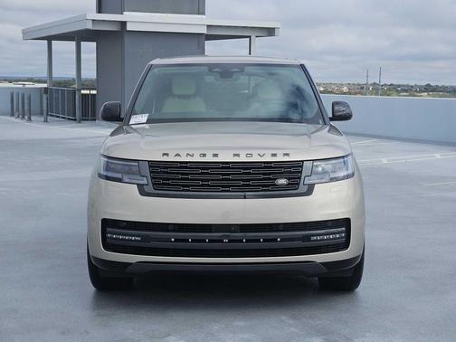 2026 Land Rover Range Rover P400 SE 7 Seat