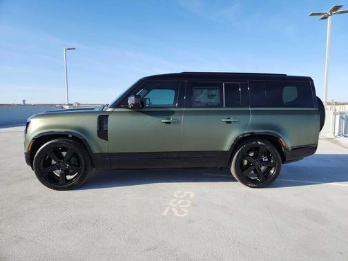 2026 Land Rover Defender P400 X-Dynamic SE