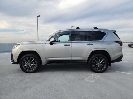 2022 Lexus LX 600 F SPORT