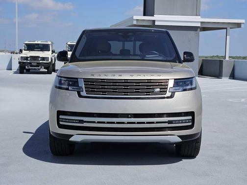 2024 Land Rover Range Rover P400 SE SWB