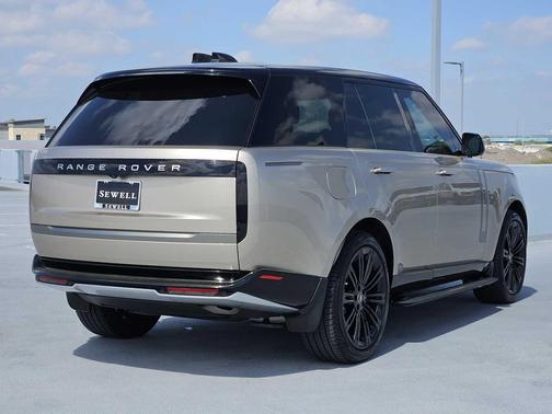 2024 Land Rover Range Rover P400 SE SWB