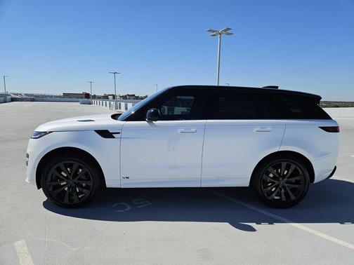 OSTUNI WHITE 2027 Land Rover Range Rover Sport Twenty Edition