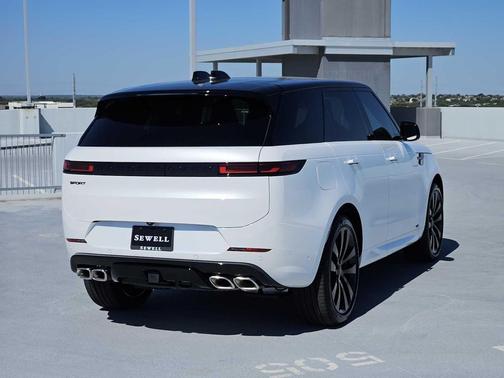 OSTUNI WHITE 2027 Land Rover Range Rover Sport Twenty Edition