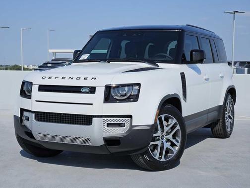 2025 Land Rover Defender 110 P300