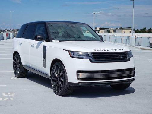 Ostuni Pearl White Metallic 2024 Land Rover Range Rover P615 SV SWB