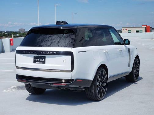 Ostuni Pearl White Metallic 2024 Land Rover Range Rover P615 SV SWB