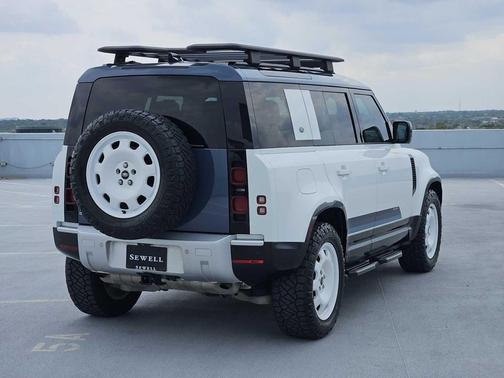 Fuji White 2024 Land Rover Defender 110 P400 S