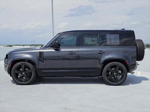 2025 Land Rover Defender 110 P500 X-Dynamic SE