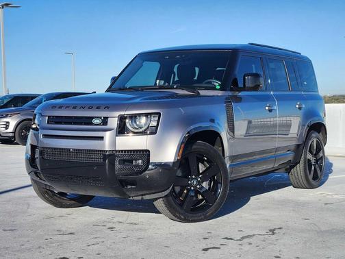 2024 Land Rover Defender 110 P400 X-Dynamic SE