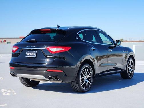 2017 Maserati Levante Base