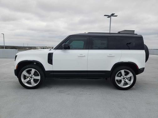 2026 Land Rover Defender P400 X-Dynamic SE