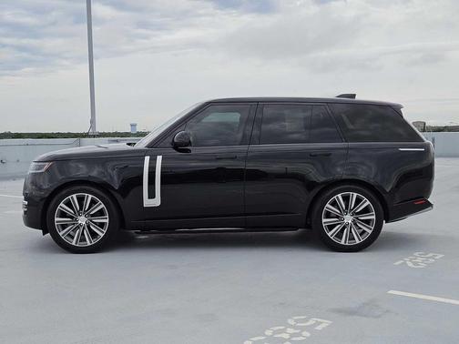 2023 Land Rover Range Rover Autobiography