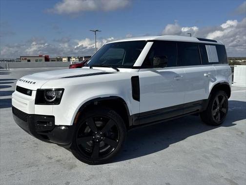 2025 Land Rover Defender 110 P500 X-Dynamic SE