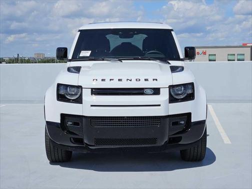 2025 Land Rover Defender 110 P500 X-Dynamic SE