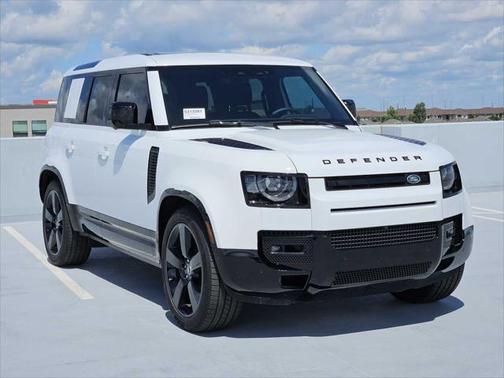2025 Land Rover Defender 110 P500 X-Dynamic SE