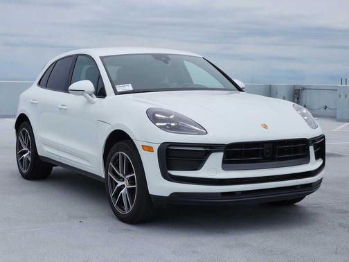 Carrara White Metallic 2023 Porsche Macan Macan T
