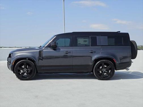 2025 Land Rover Defender V8