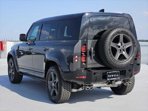 2025 Land Rover Defender 110 P500 X-Dynamic SE