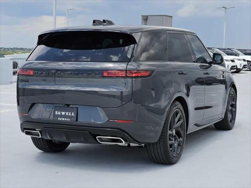 2025 Land Rover Range Rover Sport SE