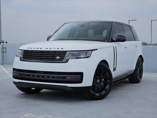 2025 Land Rover Range Rover P400 SE