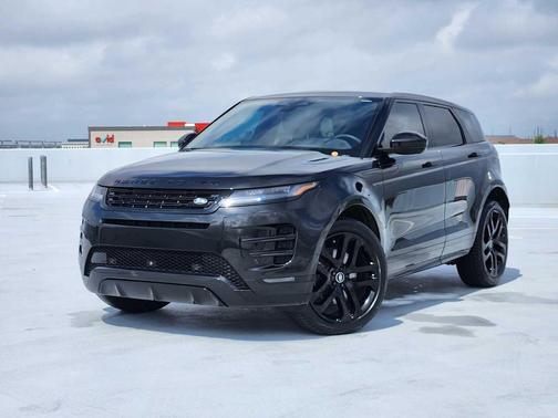 Santorini Black Metallic 2026 Land Rover Range Rover Evoque Dynamic SE