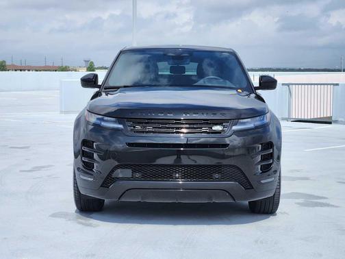 Santorini Black Metallic 2026 Land Rover Range Rover Evoque Dynamic SE