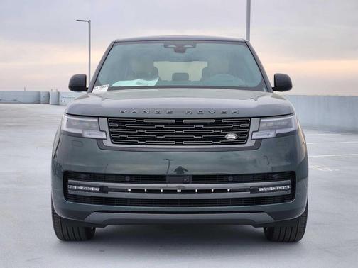 2026 Land Rover Range Rover P400 SE 7 Seat