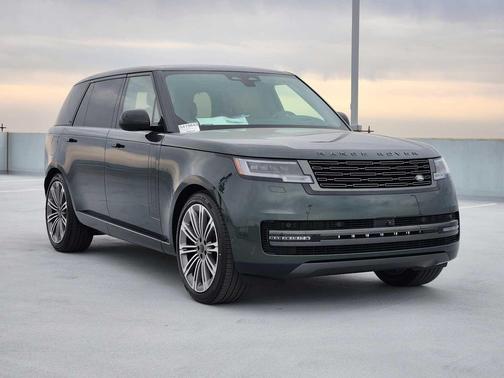 2026 Land Rover Range Rover P400 SE 7 Seat