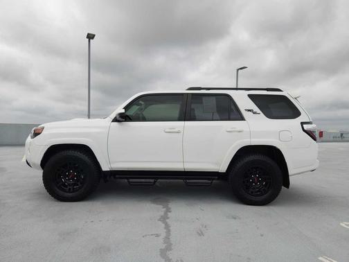 Super White 2021 Toyota 4Runner TRD Off Road