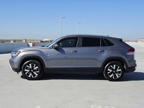 2023 Volkswagen Atlas Cross Sport 2.0T SE