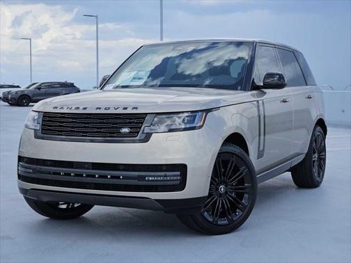 2025 Land Rover Range Rover P400 SE