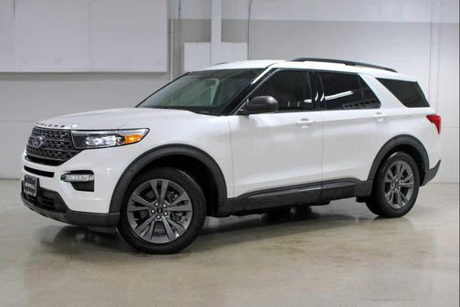 Star White Metallic Tri-Coat 2021 Ford Explorer XLT