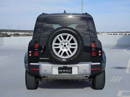 2024 Land Rover Defender 110 P300 S